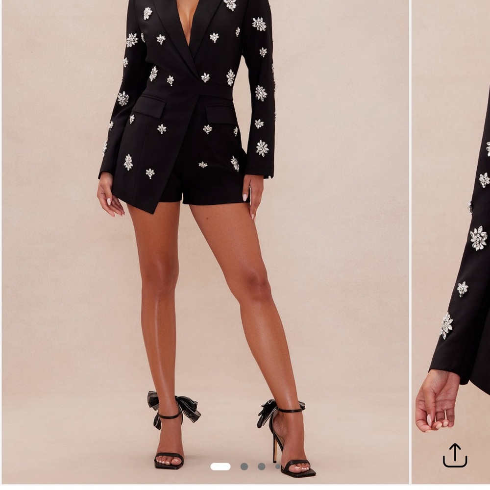 Elegant Black Dress with Floral Embellishments